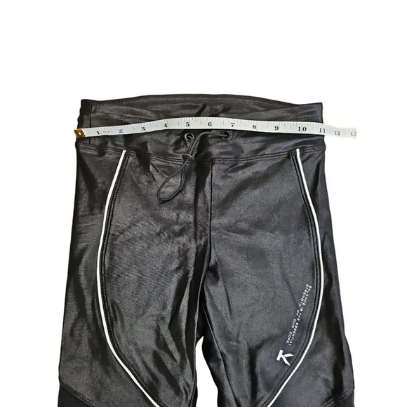 KORAL Women's Black High Waist Activewear Biker Shorts Small - Picture 6 of 9